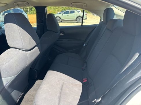 Used 2020 Toyota Corolla LE image 9
