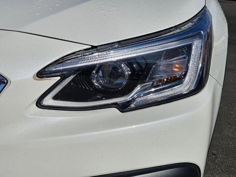 Used 2022 Subaru Outback Touring XT w/ Popular Package #2 image 12
