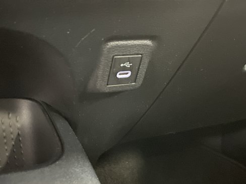 Certified 2023 Toyota Corolla LE image 29