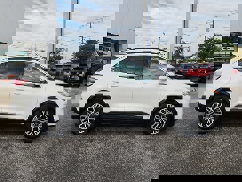 Certified 2022 Ford Escape SEL image 7
