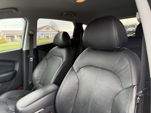 Used 2012 Hyundai Tucson Limited image 14