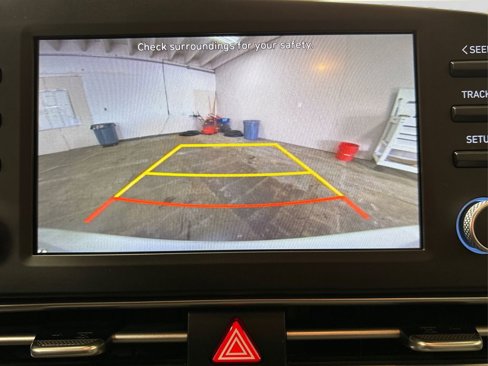 Used 2023 Hyundai Elantra SEL image 28