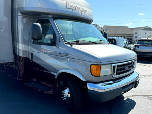 Used 2006 Ford E-450 and Econoline 450 image 5