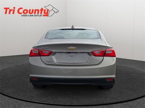 Used 2023 Chevrolet Malibu LT image 7