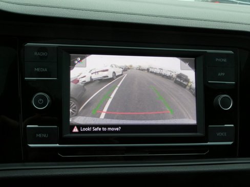 Used 2022 Volkswagen Jetta SE image 7
