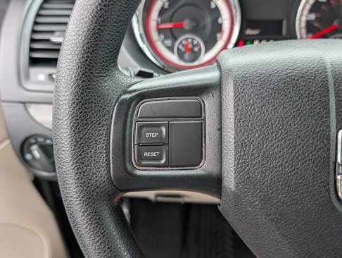 Used 2016 Dodge Grand Caravan SE w/ Quick Order Package 29E SE image 21