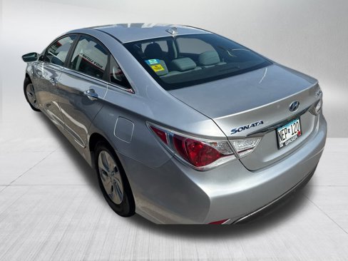 Used 2013 Hyundai Sonata Hybrid image 4