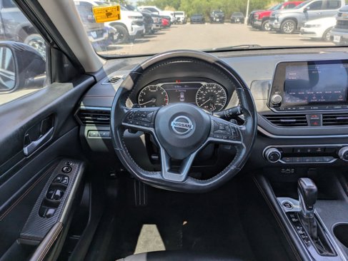 Used 2022 Nissan Altima 2.5 SR image 18