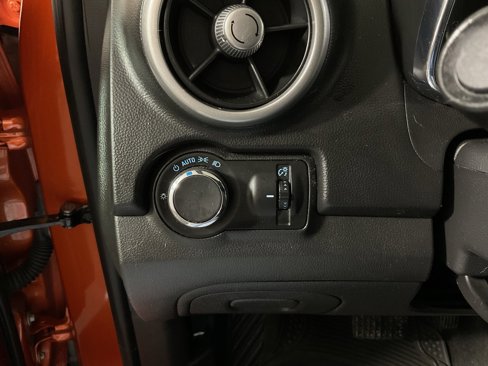 Used 2016 Chevrolet Trax LT image 25