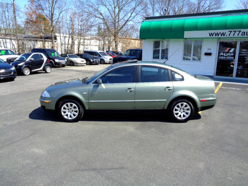 Used 2002 Volkswagen Passat GLS image 2