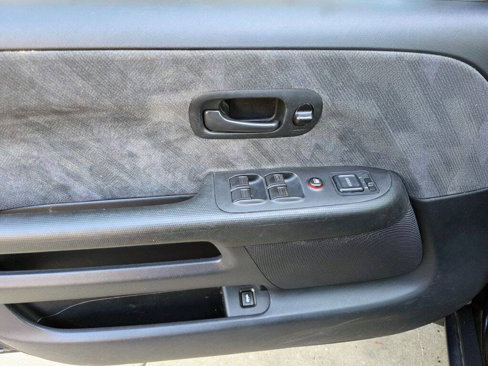 Used 2003 Honda CR-V EX image 9