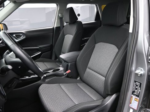 Used 2023 Kia Soul EX image 21