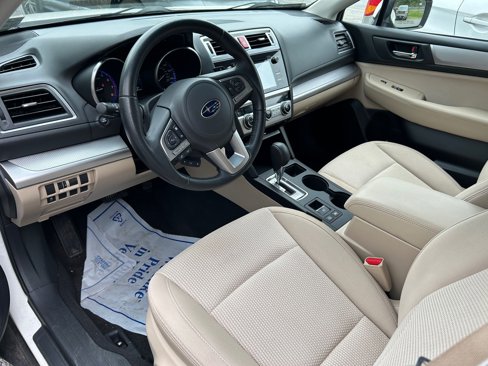Used 2015 Subaru Outback 2.5i Premium image 3