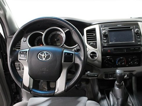 Used 2013 Toyota Tacoma 4x4 Access Cab V6 image 12