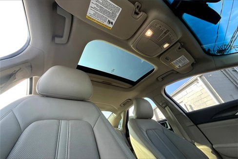 Used 2019 Lincoln MKZ Reserve image 17