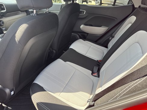 New 2025 Hyundai Venue SEL image 12