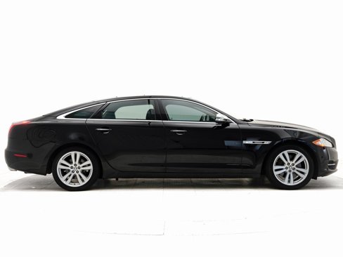 Used 2012 Jaguar XJ L image 2