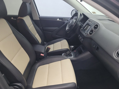 Used 2016 Volkswagen Tiguan S image 21