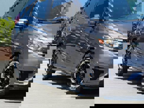 Used 2017 Honda Fit LX image 3