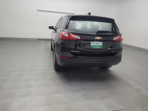 Used 2019 Chevrolet Equinox LS image 6