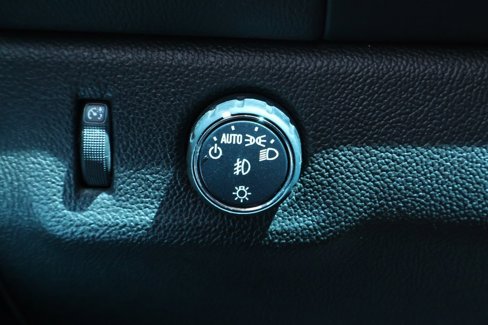 Used 2019 Chevrolet Colorado LT w/ LT Convenience Package image 14