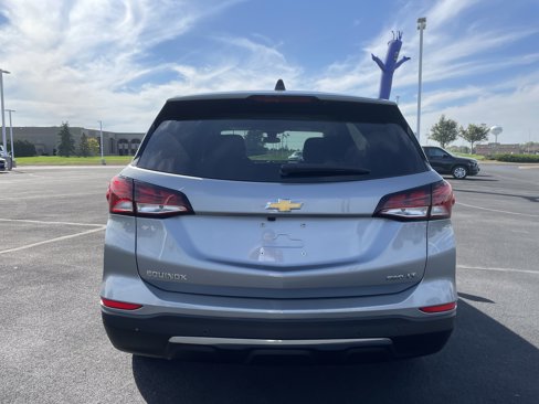 Used 2024 Chevrolet Equinox LT image 4
