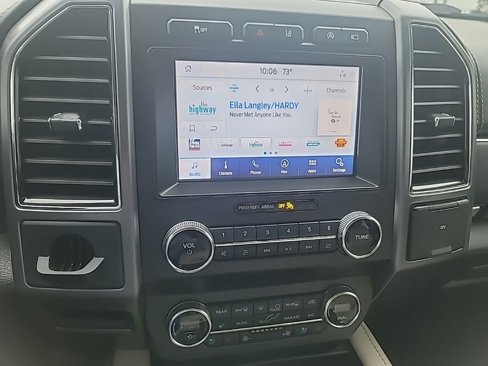 Used 2020 Ford Expedition Platinum image 16