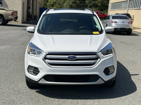 Used 2019 Ford Escape SEL image 10