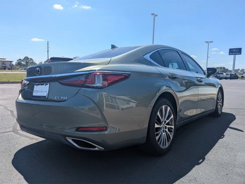 Used 2019 Lexus ES 350 Luxury image 4