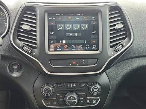 Used 2022 Jeep Cherokee Latitude Lux w/ Mopar Interior Package image 23