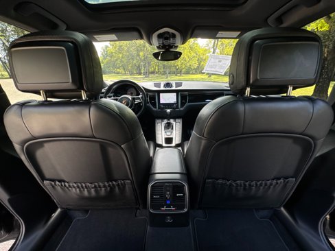 Used 2018 Porsche Macan S image 50