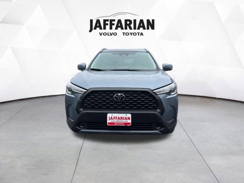 Certified 2023 Toyota Corolla Cross LE image 9