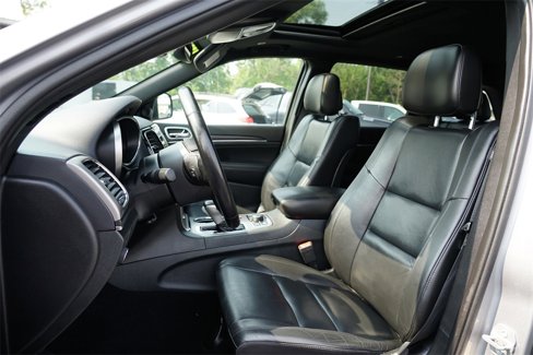 Used 2020 Jeep Grand Cherokee Limited w/ Premium Lighting Group image 12
