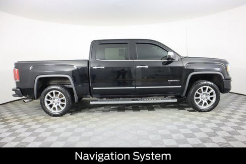 Used 2018 GMC Sierra 1500 Denali image 2