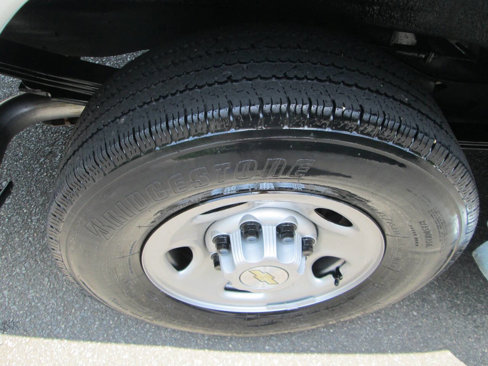 Used 2023 Chevrolet Express 2500 w/ Driver Convenience Package image 17