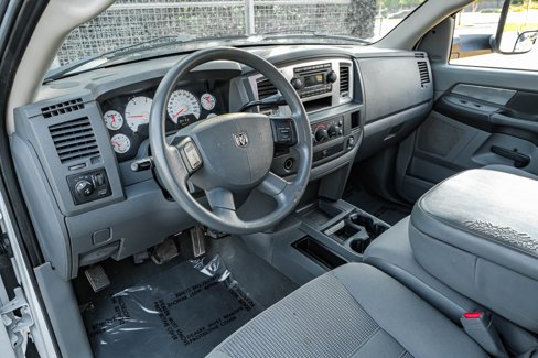 Used 2007 Dodge Ram 2500 Truck SLT image 3