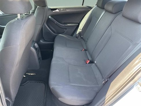 Used 2014 Volkswagen Jetta S image 11