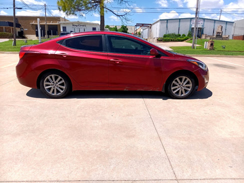 Used 2016 Hyundai Elantra SE w/ Option Group 02 image 2