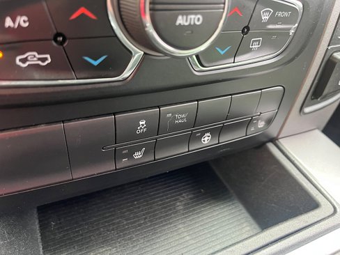 Used 2021 RAM 1500 Express w/ Wheel & Sound Group image 20