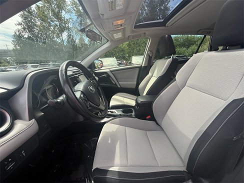Used 2016 Toyota RAV4 XLE image 13