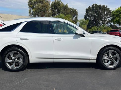 Used 2026 Genesis GV70 2.5T image 6