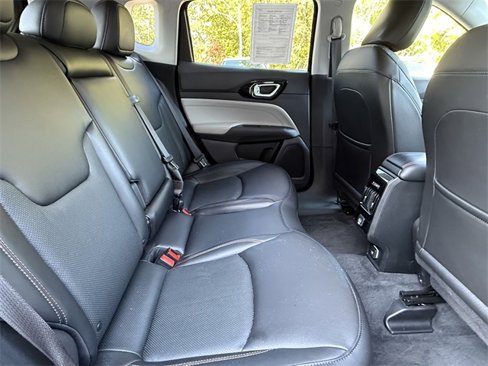 Used 2022 Jeep Compass Limited image 18