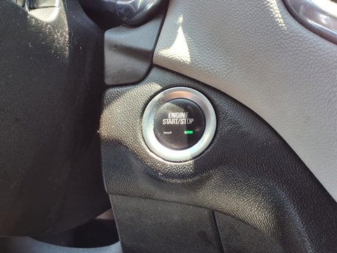 Used 2020 Chevrolet Equinox LS w/ LS Convenience Package image 15