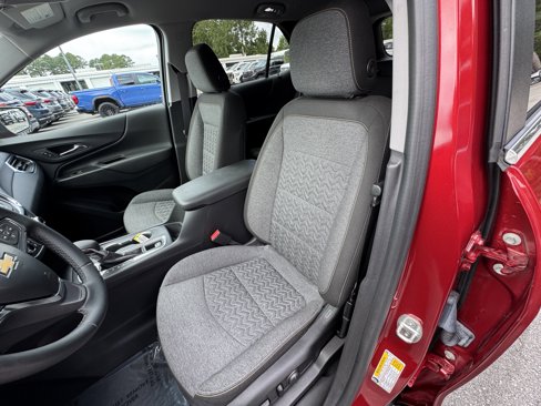 Used 2023 Chevrolet Equinox LT image 16