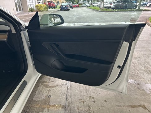 Used 2020 Tesla Model 3 image 23