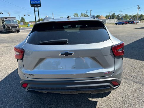 New 2026 Chevrolet Trax RS w/ Driver Confidence Package image 8