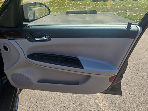 Used 2011 Chevrolet Impala LT image 16
