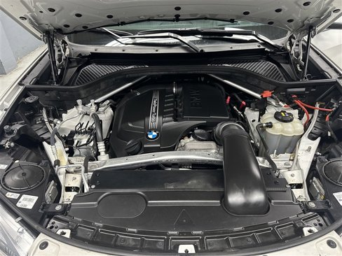 Used 2018 BMW X5 xDrive35i w/ M Sport Package image 21