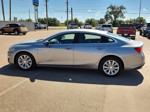 Used 2023 Chevrolet Malibu LT image 2