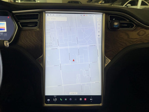 Used 2016 Tesla Model S 90D image 13